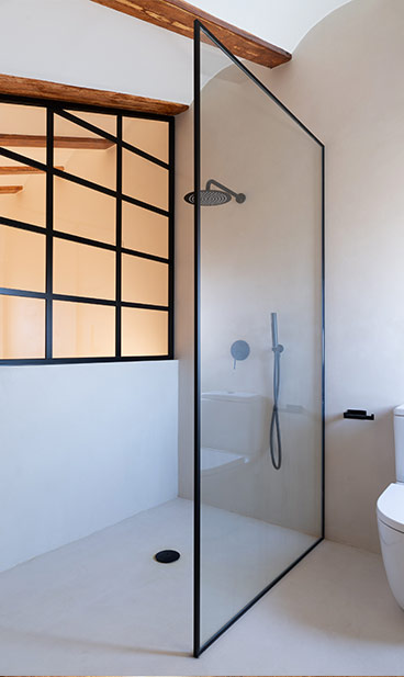 Proyecto de diseño de interiores buhardilla baño